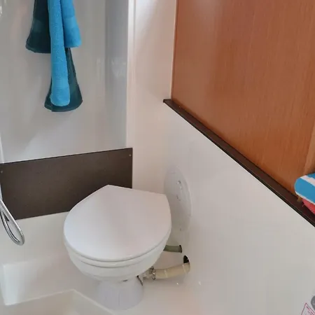 Two Bedroom In Πλωτό κατάλυμα Balatonlelle